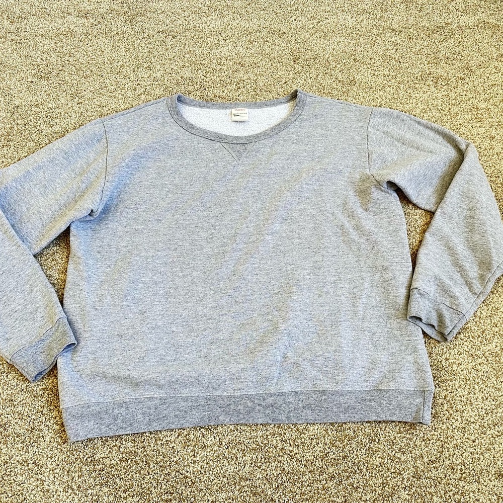 Hanes Light Gray Crewneck Sweatshirt